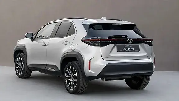 Toyota Yaris Cross 2024 photo 2