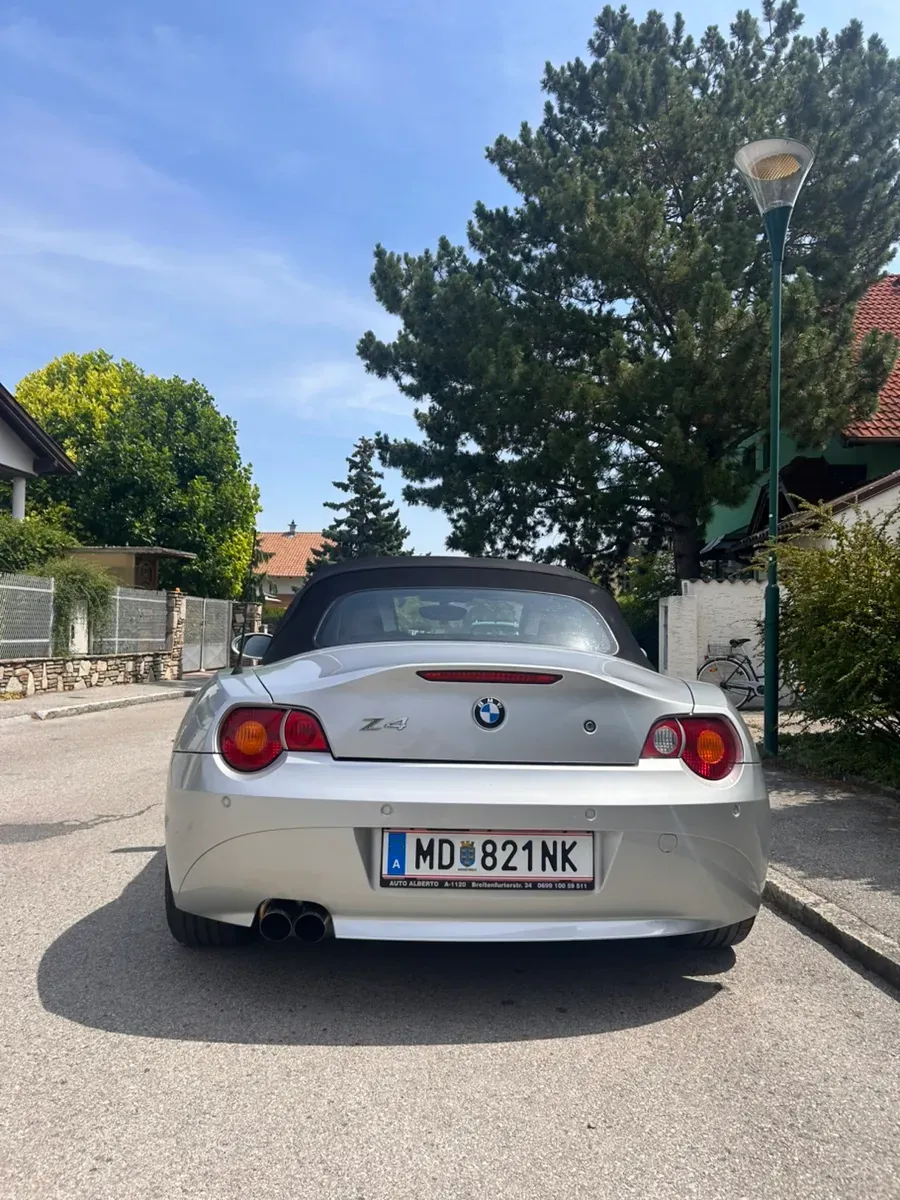 BMW Z4 2003 photo 3