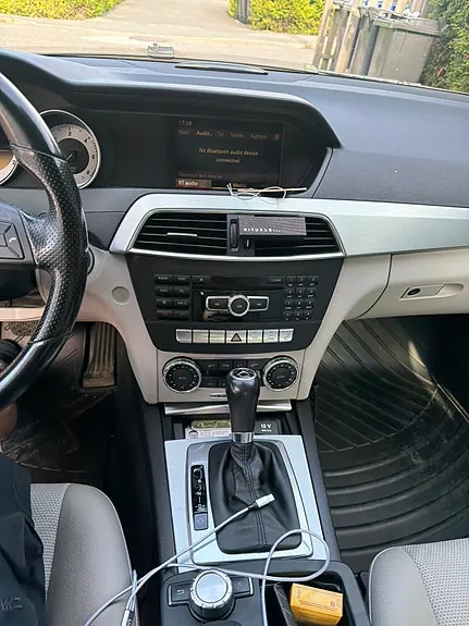Mercedes-Benz C200 D 2011 photo 2