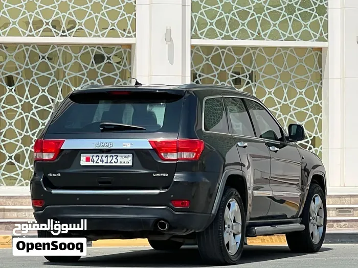 Jeep Grand Cherokee 2013 photo 3