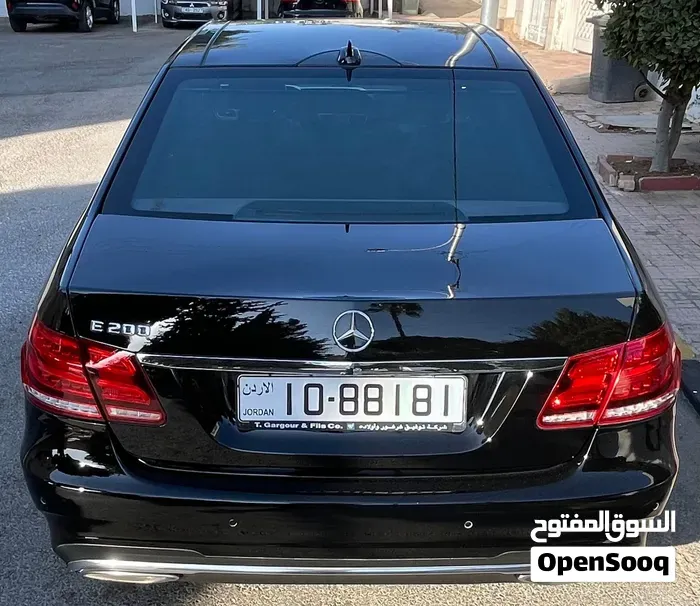 Mercedes-Benz E-Class 2016 photo 2