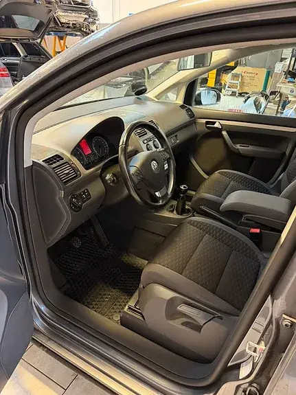 Volkswagen Touran 2007 photo 5