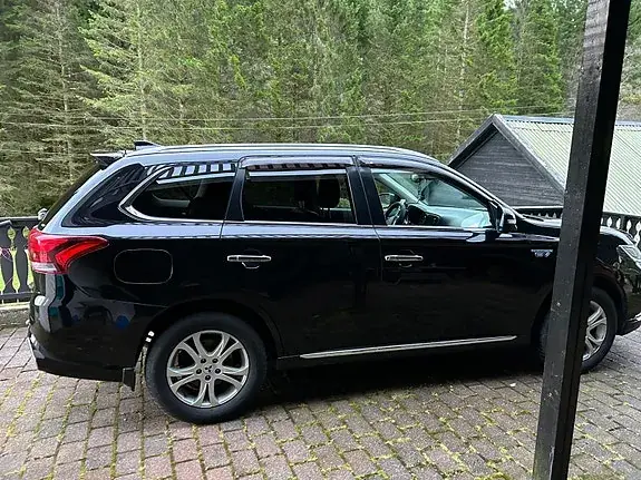 Mitsubishi Outlander 2016 photo 3