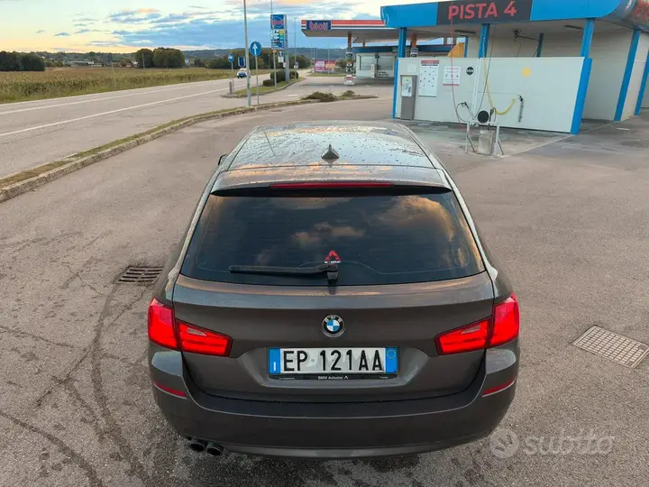 BMW 520D 2012 photo 2