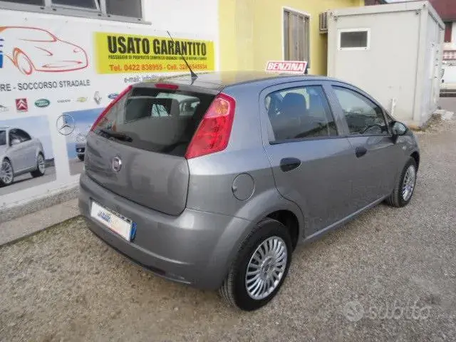 Fiat Grande Punto 2006 photo 5