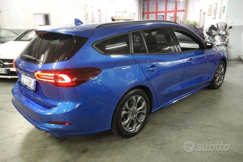 Ford Focus 2025 photo 5