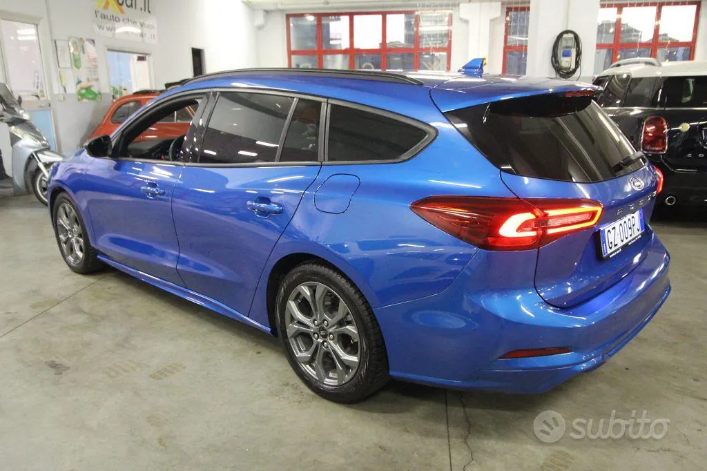Ford Focus 2025 photo 4