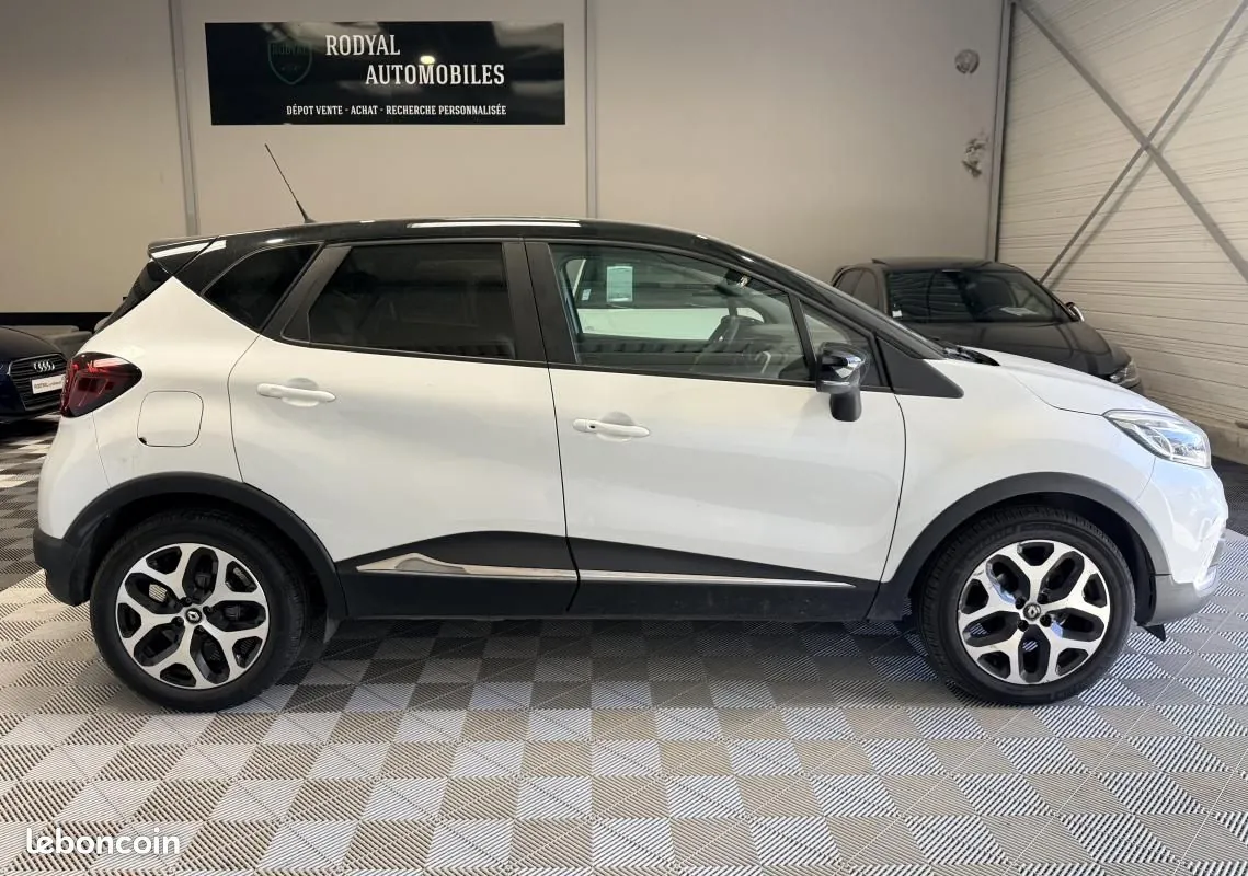 Renault Captur 2019 photo 2