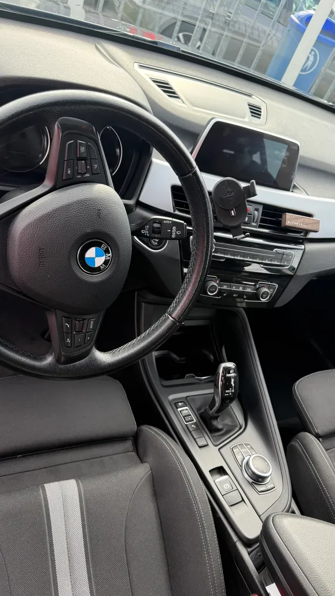 BMW X1 2018 photo 3