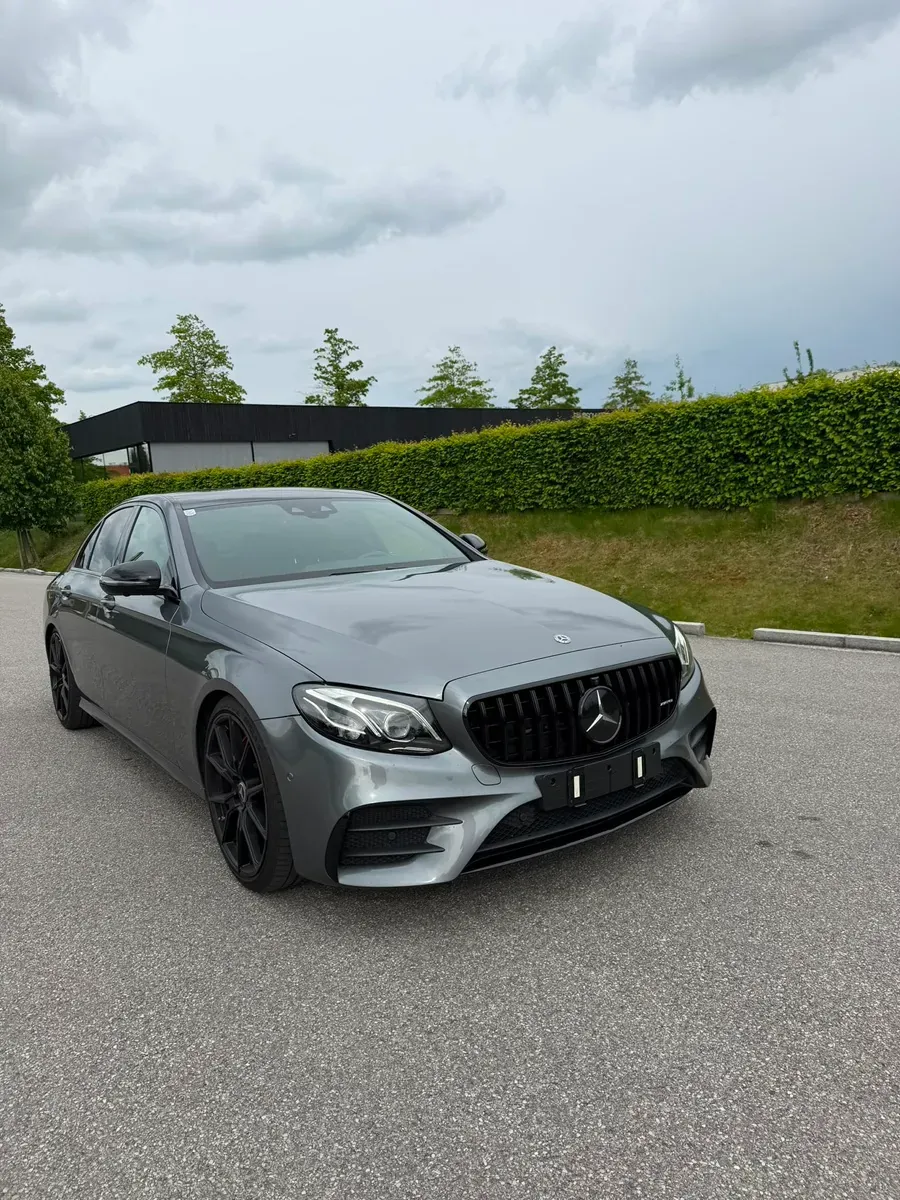 Mercedes-Benz E-Class 2018 photo 2