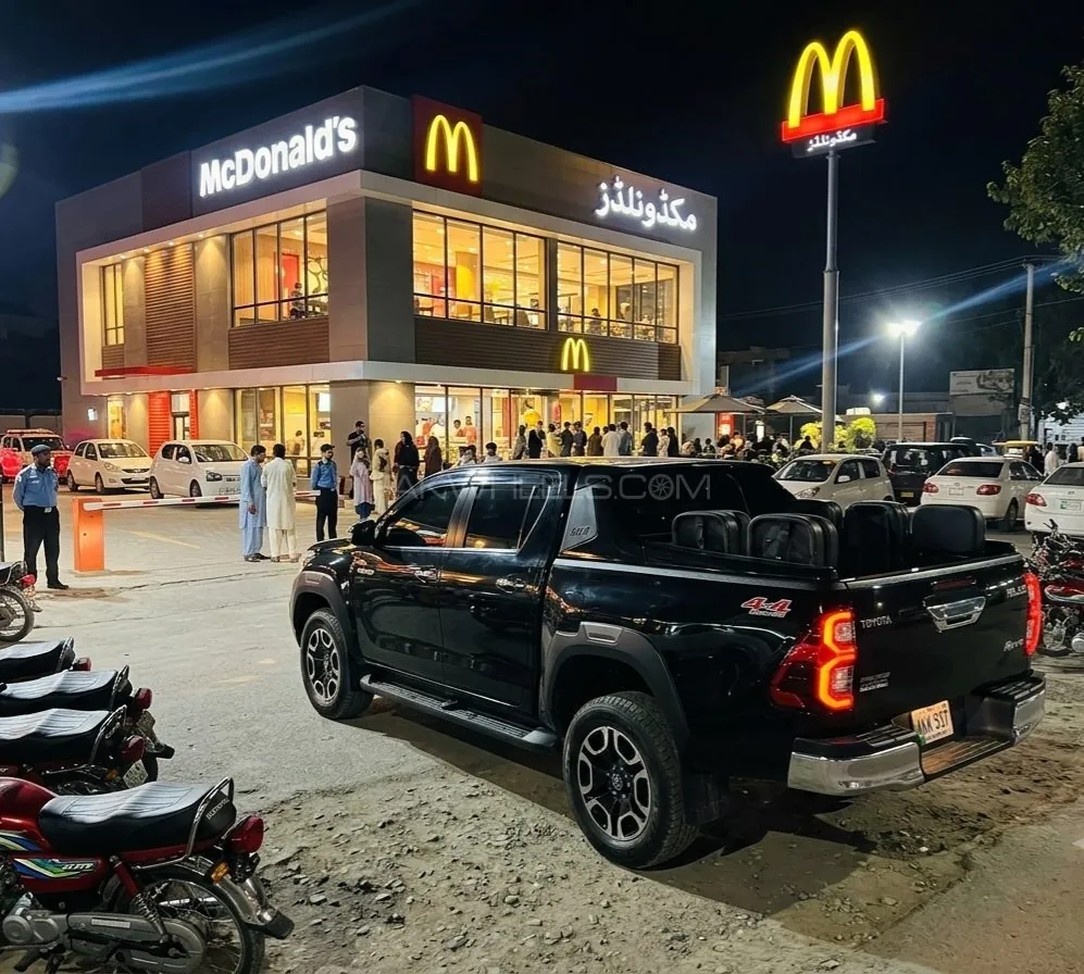 Toyota Hilux