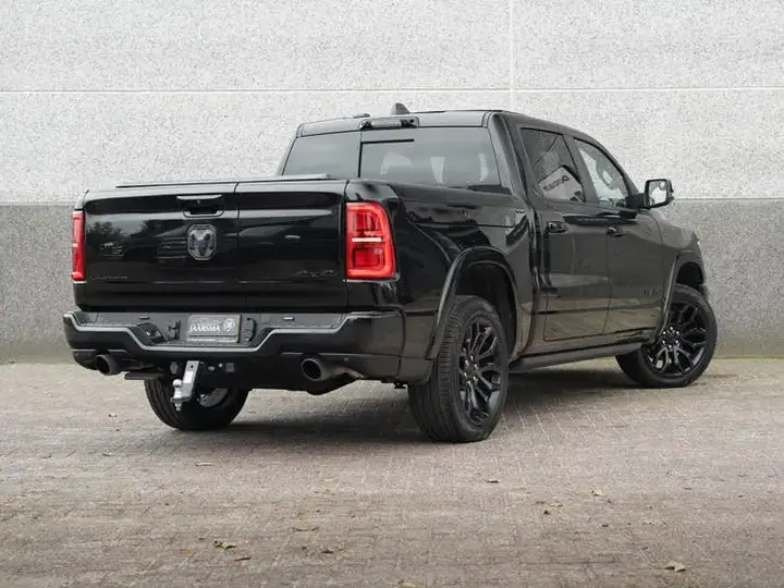 Dodge Ram 1500 2024 photo 2
