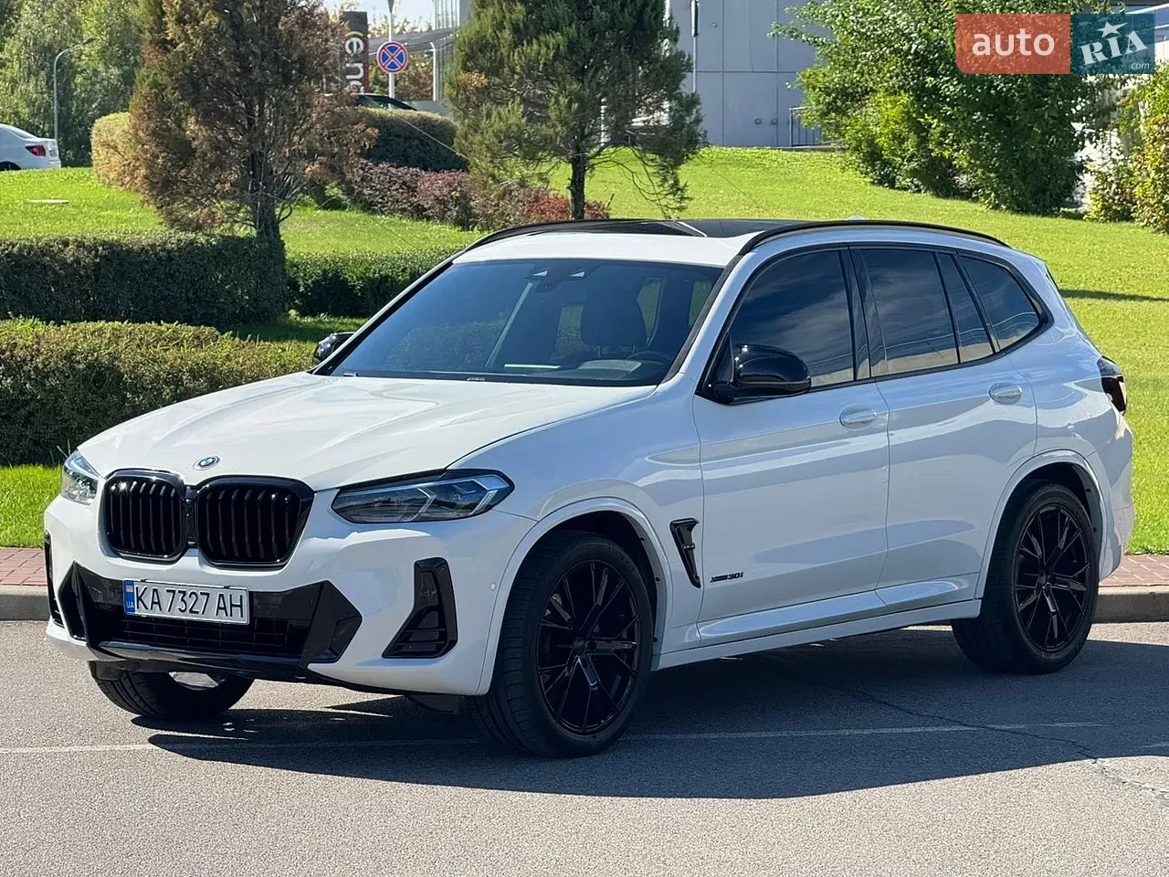 BMW X3 2017 photo 2