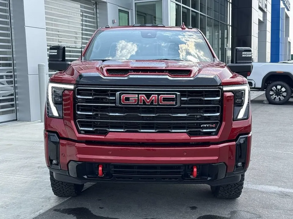 GMC Sierra 3500Hd 2026 photo 2