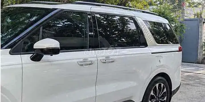Kia Carnival 2024 photo 2