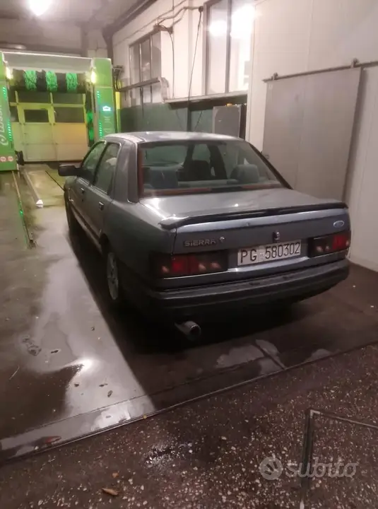 Ford Sierra 1988 photo 4