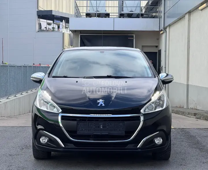 Peugeot 208 2016 photo 5