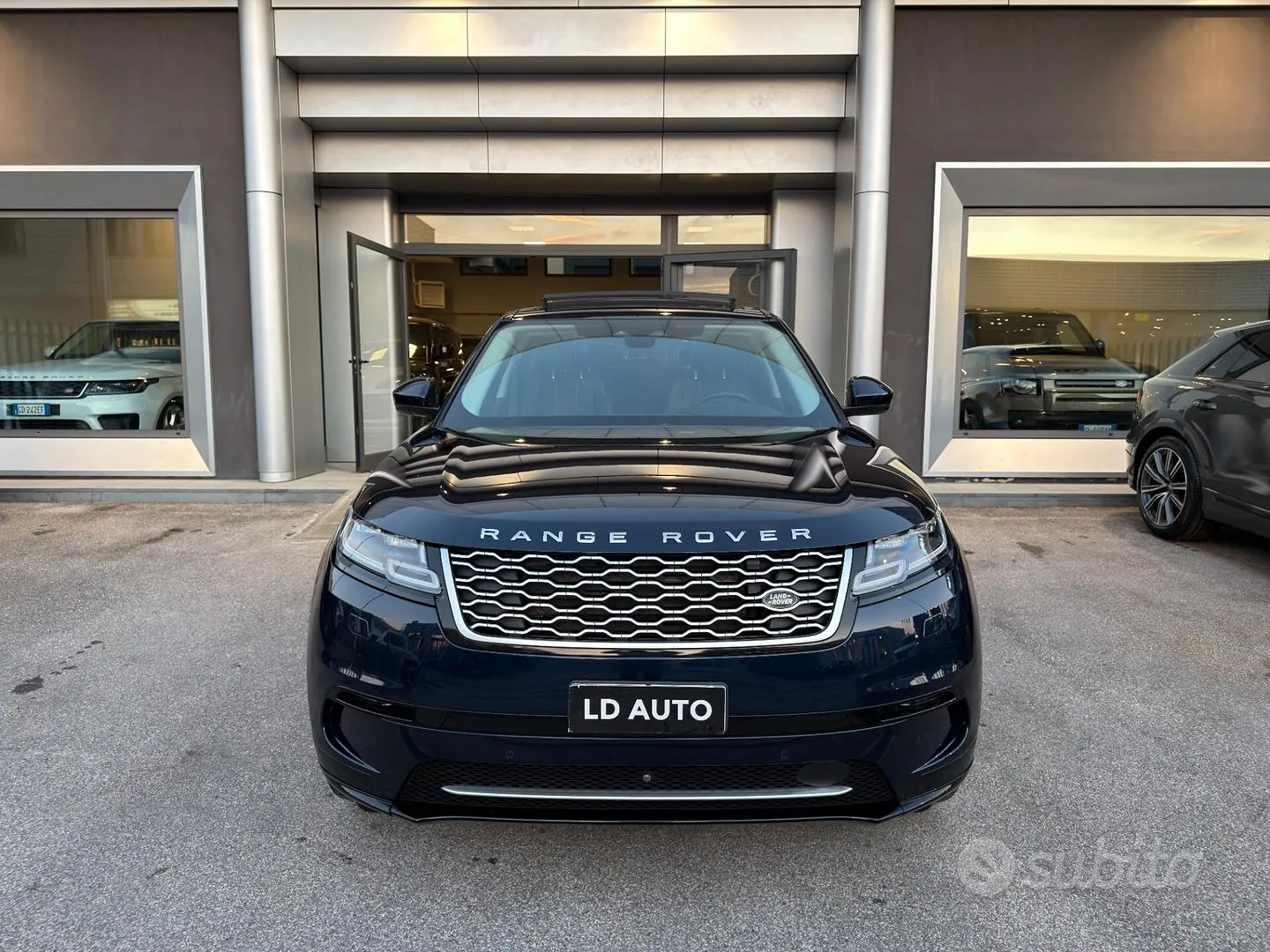 Land Rover Range Rover Velar 2021 photo 4