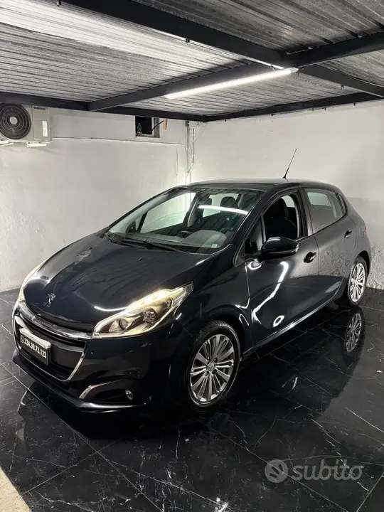 Peugeot 208 2016 photo 5