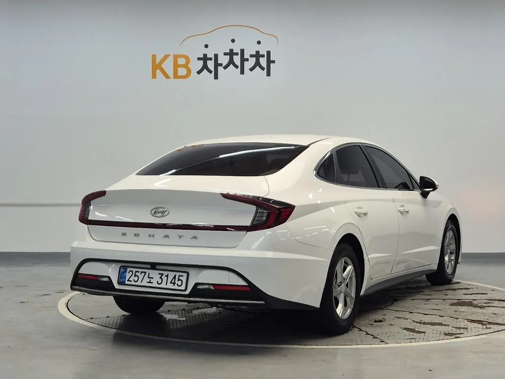 Hyundai Sonata 2021 photo 3