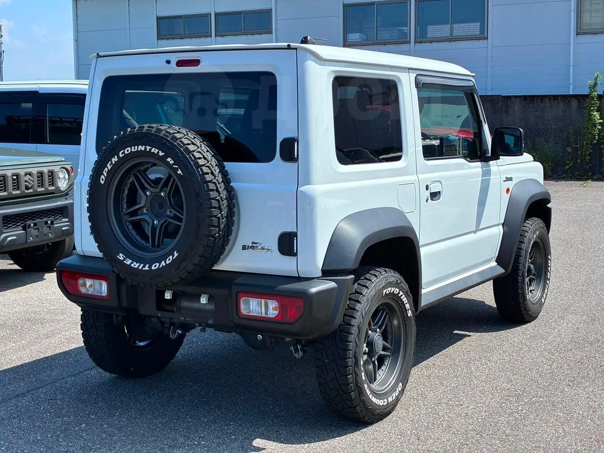 Suzuki Jimny 2023 photo 5