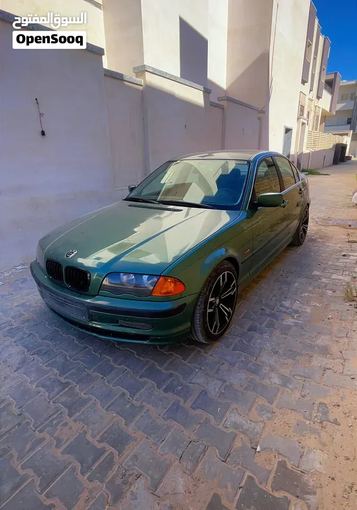 BMW 3 Series 2002 photo 3