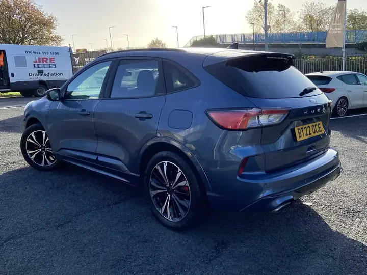 Ford Kuga 2022 photo 3
