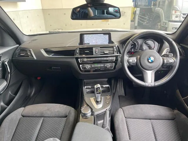 BMW 1 Series Hatchback 2017 photo 2