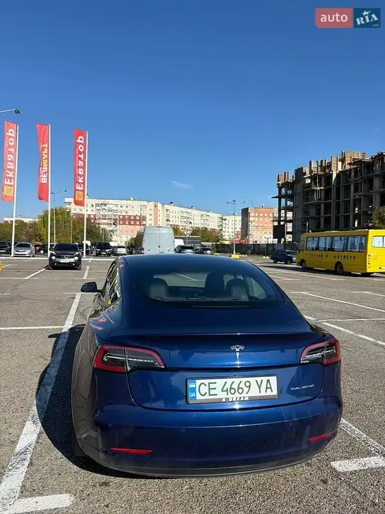 Tesla Model 3 2021 photo 3