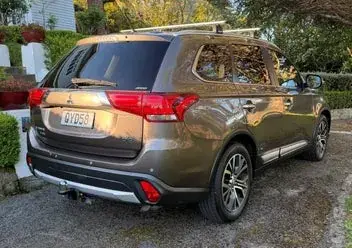 Mitsubishi Outlander 2016 photo 4