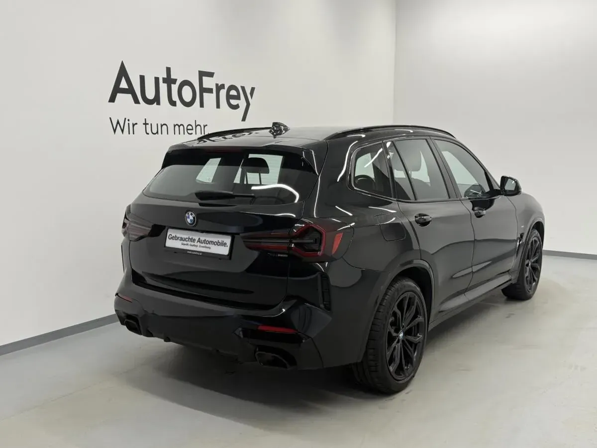 BMW X3 2024 photo 2