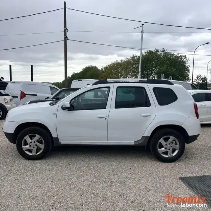 Dacia Duster 2011 photo 5