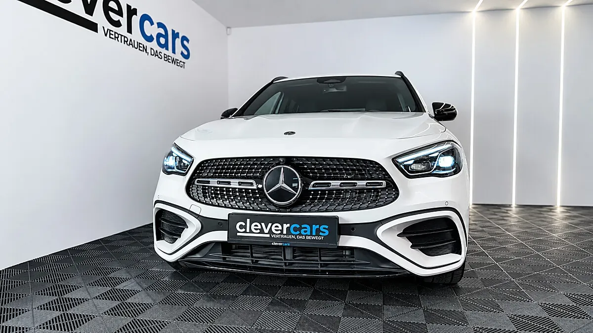 Mercedes-Benz Gla Class 2024 photo 3