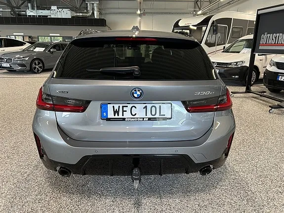 BMW 330E 2023 photo 3
