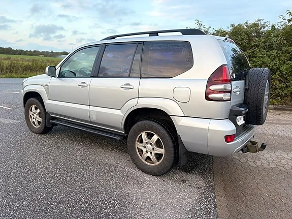 Toyota Land Cruiser 2004 photo 4