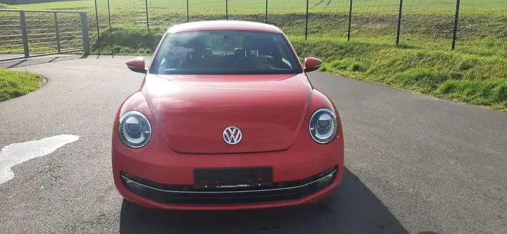 Volkswagen Beetle 2012 photo 2