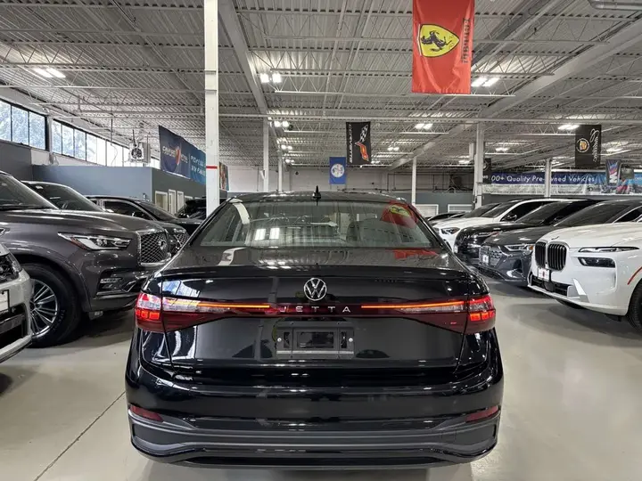 Volkswagen Jetta 2025 photo 5