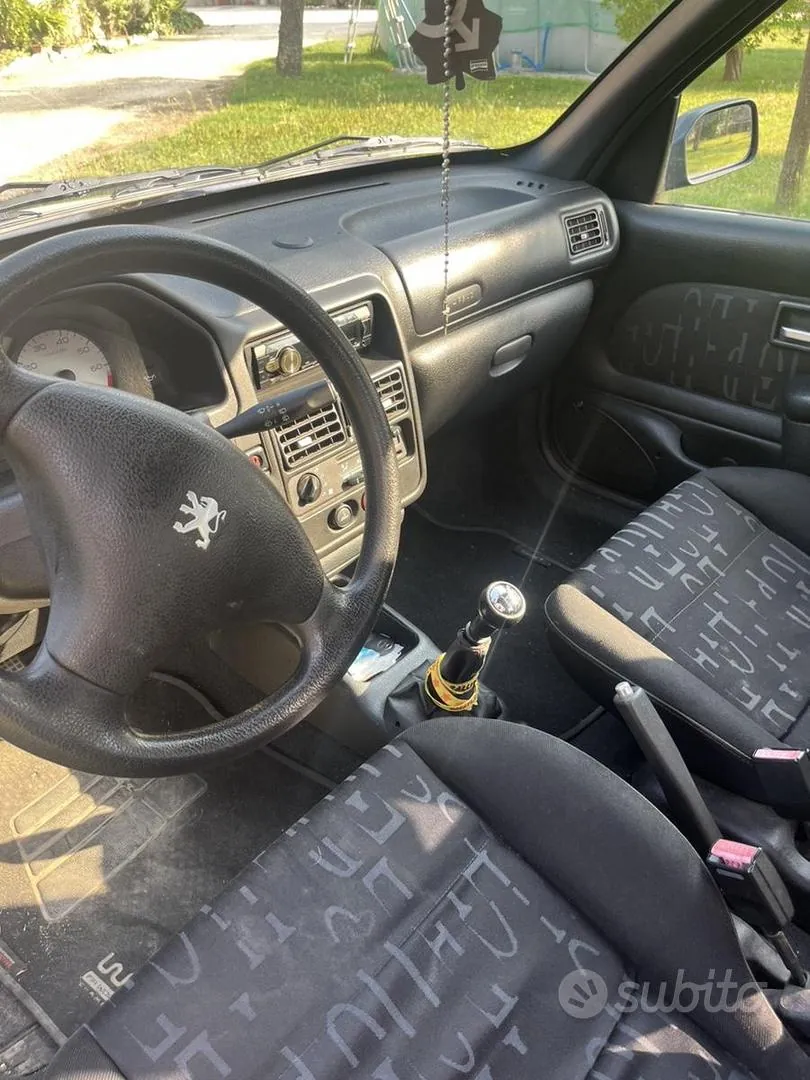 Peugeot 106 2002 photo 5