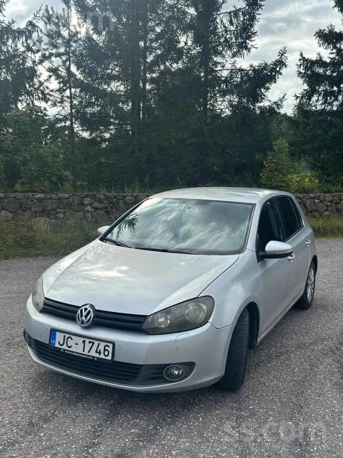Volkswagen Golf 2012 photo 2