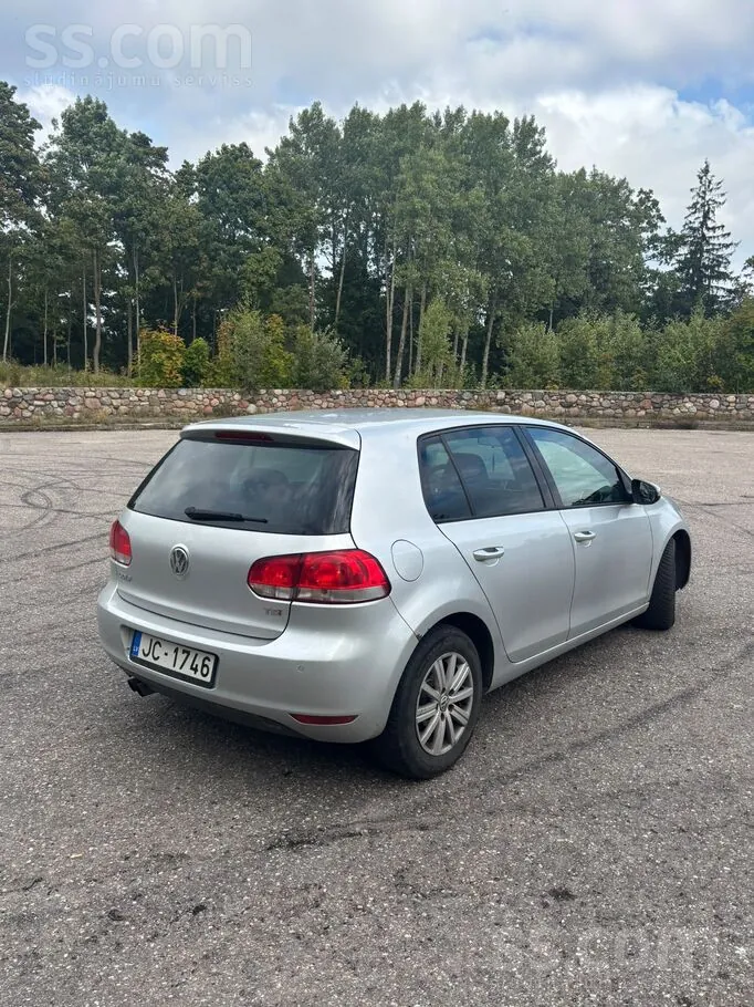 Volkswagen Golf 2012 photo 3