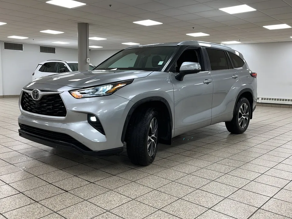 Toyota Highlander 2024 photo 2