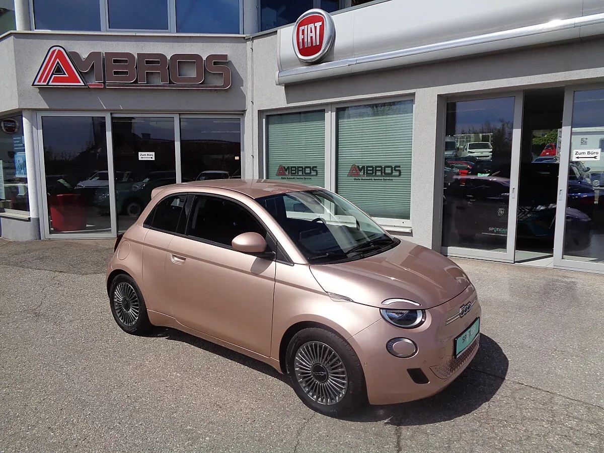 Fiat 500E