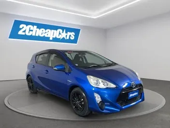 Toyota Aqua 2015 photo 4