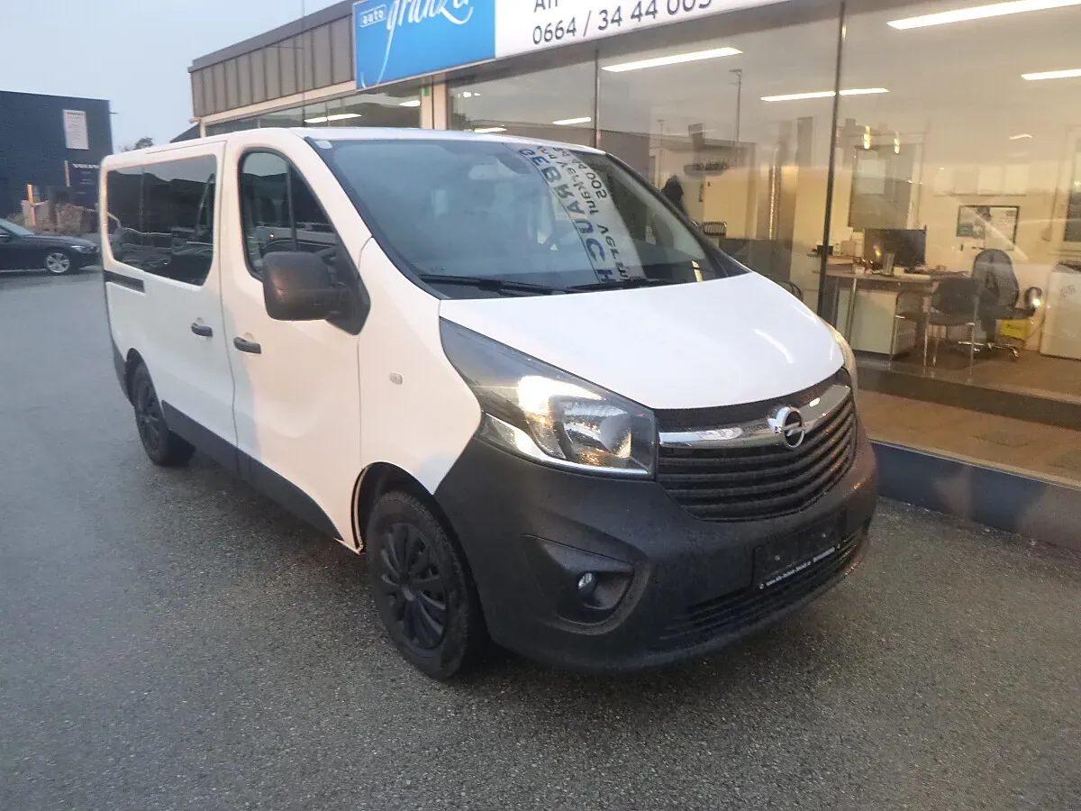 Opel Vivaro 2018 photo 2