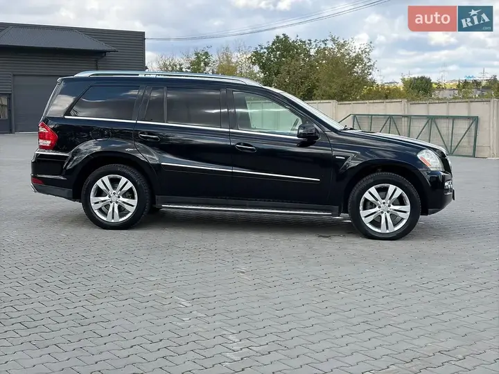 Mercedes-Benz Gl-Class 2010 photo 4
