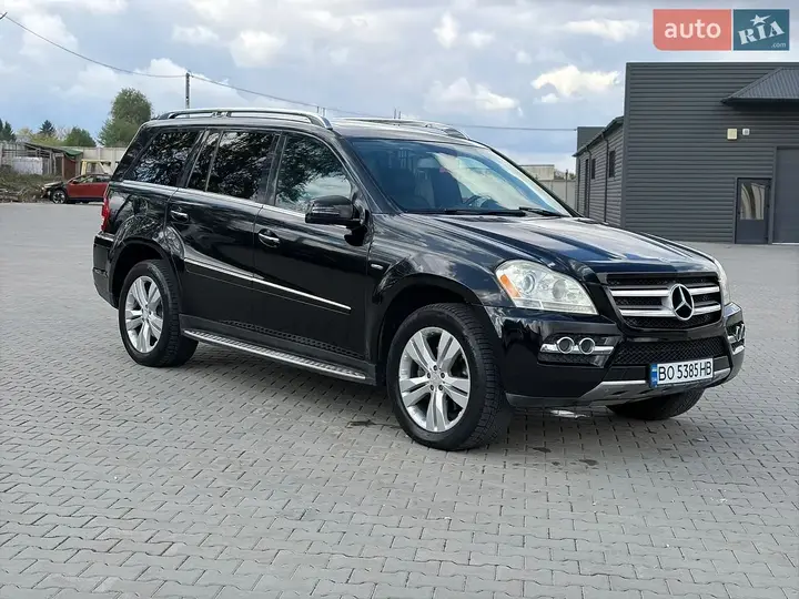 Mercedes-Benz Gl-Class 2010 photo 3
