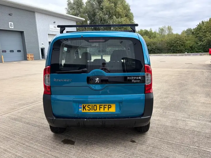 Peugeot Bipper 2010 photo 4