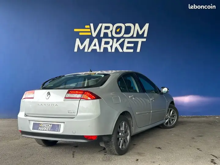 Renault Laguna 2014 photo 3
