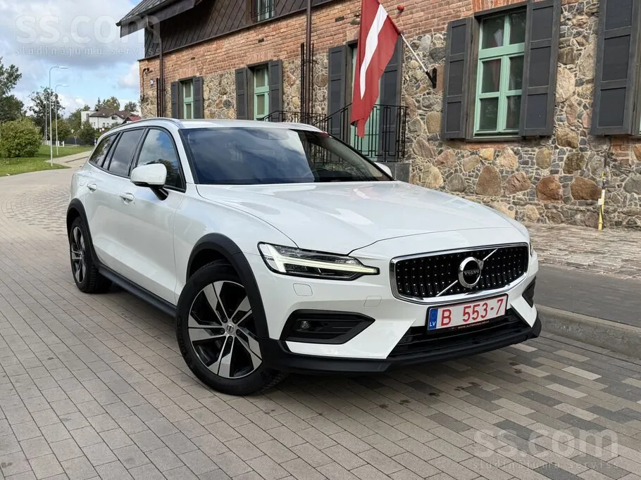 Volvo V60 2019 photo 2