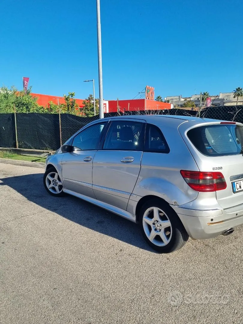 Mercedes-Benz Bclass 2006 photo 2